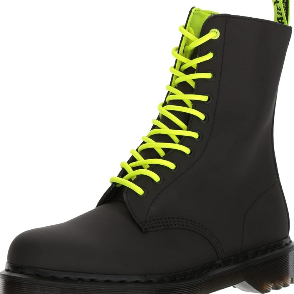 dr. martens 1490 alt black concept